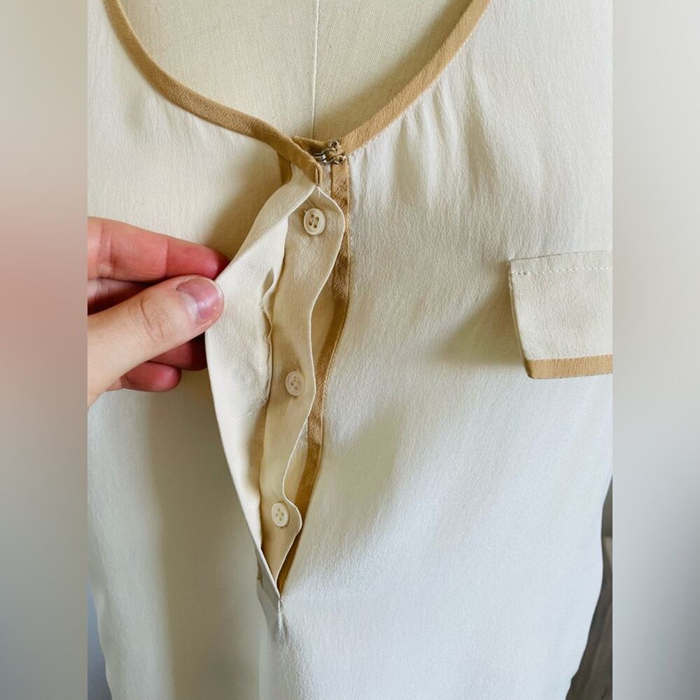 Joie - Silk Cream Tank Top with Pocket Detail size XS - Picture 4 of 10